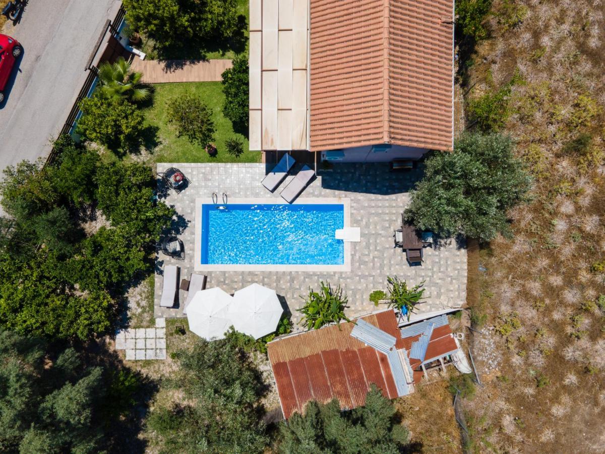Villa Rigilis Нідрі Екстер'єр фото